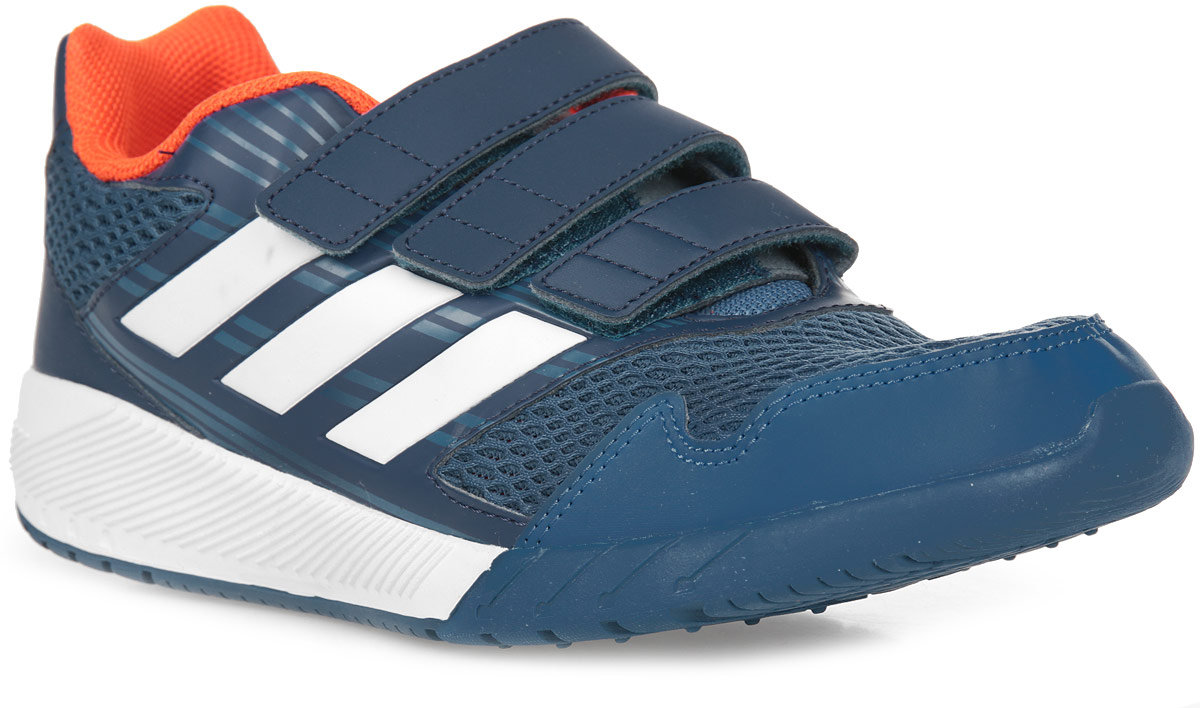 Кроссовки для мальчика adidas AltaRun CF K, цвет: синий, белый. BA7425. Размер 33BA7425 Кроссовки для мальчика adidas AltaRun CF K, цвет: синий, белый. BA7425. Размер 33BA7425Комфортные беговые кроссовки, которые помогут юному чемпиону достигнуть впечатляющих результатов. Дышащий верх из сетки обеспечивает необходимый уровень вентиляции и свежести. Удобные ремешки на липучках для быстрого надевания и снимания. Удобная и функциональная стелька с антимикробным покрытием EcoOrthoLite®.Мягкая резиновая подошва.