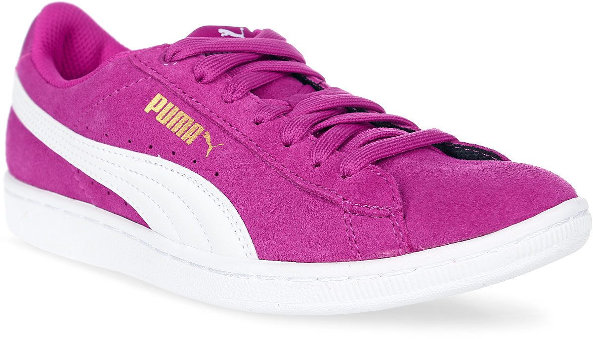 Кеды36262414 Кеды36262414Вся линейка Vikky от Puma - это сочетание спортивности и женственности, и эта модель не исключение. Выросшая из баскетбольной обуви модель представлена с классическим верхом из замши. Обувь фиксируется на ноге при помощи классической шнуровки. О вашем комфорте и свежести позаботится стелька из материала SoftFoam, который не только устраняет неприятные запахи, но и обладает памятью, фиксирующей все анатомические особенности стопы. В обуви серии Vikky от Puma можно зажигать где угодно!