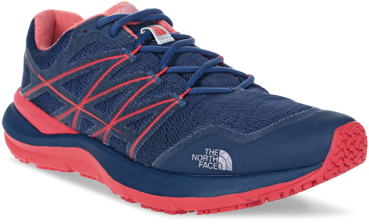 Кроссовки мужские The North Face M Ultra Cardiac Ii, цвет: синий, красный. T92VUVTGZ. Размер 10H (44)T92VUVTGZ Кроссовки мужские The North Face M Ultra Cardiac Ii, цвет: синий, красный. T92VUVTGZ. Размер 10H (44)T92VUVTGZЛегкие, но технологичные кроссовки для комфортного бега по наиболее пересеченной местности с дышащим верхом из ткани FlashDry™ и подошвой Vibram®. Подошва Vibram® по всей длине обеспечивает наилучшее сцепление с поверхностью и баланс, а верхний сетчатый слой Ultra Airmesh будет держать стопу в максимально комфортном состоянии при длительных пробежках.