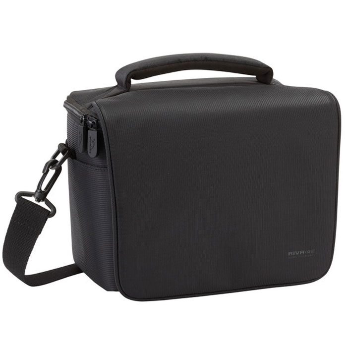 Riva 7303 (PS) SLR Camera Bag, Black сумка для фотокамеры6480 Riva 7303 (PS) SLR Camera Bag, Black сумка для фотокамеры6480Высококачественная сумка Riva 7303(PS) Digital Camera для зеркальной фотокамеры с установленным объективом. Дополнительно возможно разместить 1-2 объектива и вспышку с помощью внутренних передвижных перегородок. Верхний откидной клапан закрывает основное отделение на «молнии». Для переноски предусмотрены регулируемый наплечный ремень с мягкой накладкой и удобная ручка.