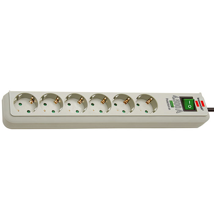 Brennenstuhl Eco-Line сетевой фильтр на 6 розеток, Light Grey1159750015 Brennenstuhl Eco-Line сетевой фильтр на 6 розеток, Light Grey1159750015Сетевой фильтр на 6 розеток Brennenstuhl Eco-Line защищает устройства от скачков напряжения. Фильтр оснащен индикатором активного состояния защиты от скачков напряжения. Гнезда розеток защищены от детей и расположены под углом 45°. Тип кабеля: H05VV-F 3G1,5
