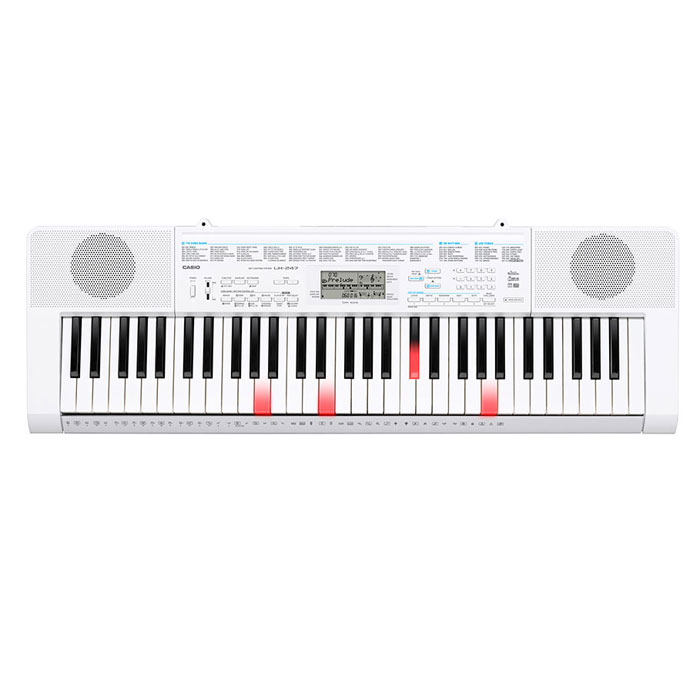 Casio LK-247, White синтезаторLK-247 Casio LK-247, White синтезаторLK-247Синтезатор Casio LK-247 с подсветкой клавиатуры позволяет и обучаться с нуля и решать творческие задачи. Как и во время обычного урока, композиция делится на фразы и обучение происходит шаг за шагом. Быстрое подключение микрофона позволит исполнять хиты из верхних строчек всемирных чартов, а также присутствует возможность записи собственных семплов. 400 AHL тембров,150 стилей и 100 встроенных композиций создадут превосходный микс.