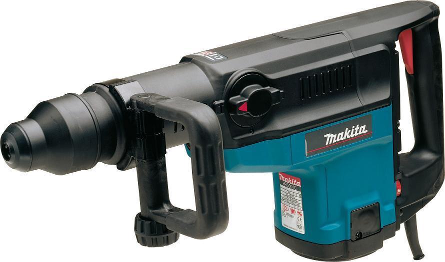 Makita HR5001C перфораторHR5001C Makita HR5001C перфораторHR5001CИнструмент для разрушения В первую очередь перфоратор – это электроинструмент, предназначенный для пробивания отверстий в твердых материалах или крушения структуры материала за счет вращательных или поступательных воздействий ударного механизма перфоратора. Для получения необходимого результата инструмент должен обладать достаточной мощностью. Профессиональная сила Качественный перфоратор HR5001C – это воплощение высокой мощности, надежности и отличной эргономики от Makita. Оснащенный 1500-ваттным двигателем, Makita HR5001C на ура справится со стоящей впереди стеной или разнесет каменную брылу на пылинки. Современный патрон с SDS-системой позволяет производить замену рабочей оснастки одной рукой. Неоспоримая мощность Держа Makita HR5001C в руках, чувствуешь себя настоящим крушителем бетона. Неповторимый дизайн и удобство эксплуатации заставят вас навсегда забыть о других перфораторах. Обладая энергией удара до...