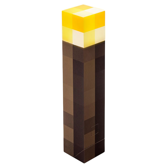 Лампа Minecraft Light Up Torch ФакелJ00261 Лампа Minecraft Light Up Torch ФакелJ00261Лампа Minecraft Light Up Torch - это настоящая лампа, которая выполнена в оригинальном дизайне, разработанном создателями игры. Прибор имеет форму факела из Minecraft. Лампу узнает каждый истинный поклонник всемирно известной игры. Она выглядит точь-в-точь, как в игре и, тем самым, погружает в фантастический виртуальный мир, который придумали разработчики Minecraft. Изготовлено по официальной лицензии от Minecraft.