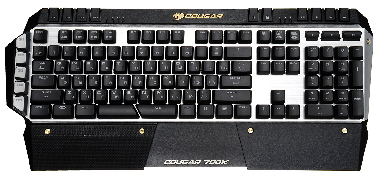 Cougar 700K, Black игровая клавиатураCU700K Cougar 700K, Black игровая клавиатураCU700KCougar 700K - это игровая механическая клавиатура премиум класса, предназначена для серьезных и профессиональных геймеров. Элементы геометрического фасета, используемые разработчиками в проектировании клавиатуры, создают впечатление схожести дизайна с военной технологией стелс. Ключевые механические модули клавиатуры размещены на открытой и изогнутой алюминиевой конструкции с матовой поверхностью. Такой дизайн создает максимальный комфорт пользователям при наборе текста, не говоря уже о крепкости и надежности конструкции. Покрытые пластиком края клавиатуры, предоставляют пользователям максимальную безопасность. Интуитивное расположение клавиш и кнопок группировки аккуратно интегрированы в пластиковой конструкции. Это дает возможность концентрировать внимание геймеров на ключевые направления и позволяет им полностью сосредоточиться на своей игре. Дополнительная съемная панель для отдыха запястий обеспечивает хорошую эргономичную поддержку при ...
