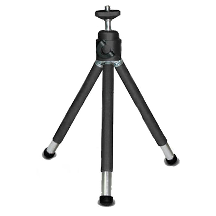 Rekam RT-M25, Black штатив1210000958 Rekam RT-M25, Black штатив1210000958Основной характеристикой Rekam RT-M25 является его минимальный размер. Этот штатив, в основном, ориентирован на съемку со стола, полок, парапетов и т.д. Благодаря своим малым размерам он с легкостью может уместиться в кармане. Однако, при этом Rekam RT-M25 выполняет свою основную функцию – фиксирование в статичном положении фотокамеры для выполнения качественного снимка. К примеру, для съемки с длинной выдержкой это необходимое условие, но не всегда есть возможность установить даже легкий штатив – в этом случае вас всегда выручит мини-штатив. Индивидуальная регулировка высоты ног Независимый угол наклона ноги Наконечники опор