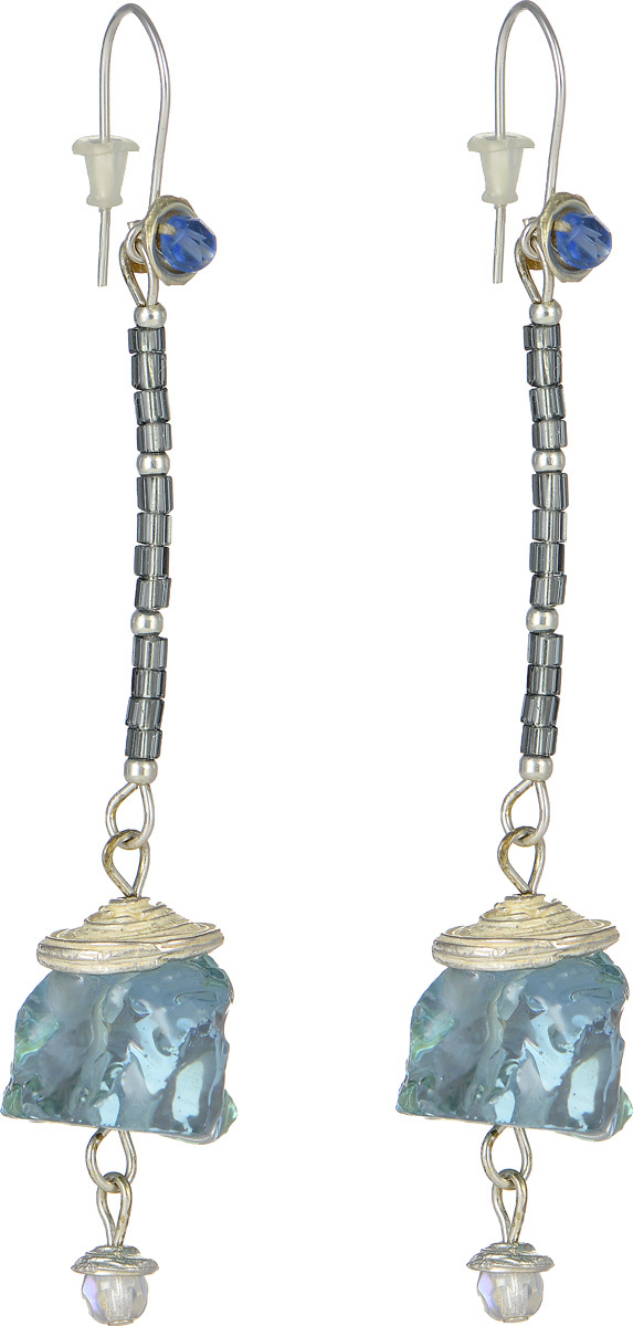 Серьги Lalo Treasures Autumn, цвет: голубой. E347339859|Пуссеты (гвоздики) Серьги Lalo Treasures Autumn, цвет: голубой. E347339859|Пуссеты (гвоздики)Оригинальные серьги Lalo Treasures Autumn изготовлены из металлического сплава, дополнены декоративными элементами из ювелирной смолы.Изделие оснащено замком-петлей с заглушками, который надежно зафиксирует серьги.Стильные серьги не оставят равнодушной ни одну любительницу изысканных украшений и помогут создать собственный неповторимый образ.