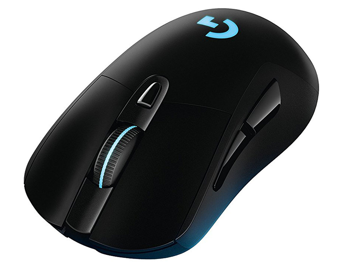 Logitech G403 Prodigy Wireless игровая мышь беспроводная910-004817 Logitech G403 Prodigy Wireless игровая мышь беспроводная910-004817С мышью Logitech G403 Prodigy вы повышаете свои шансы на успех и совершенствуете мастерство игры. Это исключительно прочная, точная и высокоскоростная модель. Благодаря высокой частоте опроса (1 мс) скорость ее отклика почти в 8 раз выше стандартной как при проводном, так и при беспроводном подключении. Это значит, что система мгновенно реагирует на перемещение мыши или нажатие ее кнопок. Для беспроводного подключения мышь G403 Prodigy использует технологию, которая была впервые реализована Logitech в отмеченной наградами модели G900 Chaos Spectrum. Оптимизированная технология беспроводной связи в диапазоне 2,4 ГГц с частотой опроса 1 мс обеспечивает высочайшую скорость реагирования без малейшей задержки. По этому параметру беспроводное устройство G403 Prodigy превосходит аналогичные устройства других производителей, включая проводные модели. Продемонстрируйте удивительную меткость. G403 Prodigy оснащена самым современным датчиком, который ...