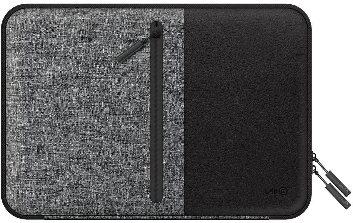 LAB.C Pocket Sleeve, Black чехол для ноутбука 13LABC-450-BK LAB.C Pocket Sleeve, Black чехол для ноутбука 13LABC-450-BKСтильный и удобный чехол LAB.C Pocket Sleeve для ноутбуков диагональю 13. Выполнен из кожзаменителя и ткани, которые обеспечат надежность и сохранность устройства. Ноутбук надежно закрывается в основном отделении замком на молнии. Кроме того, на внутренней стороне имеется дополнительный карман для различных мелочей и принадлежностей. Внешняя сторона имеет специальную ручку, которая обеспечит комфорт и удобство при переноске ноутбука.