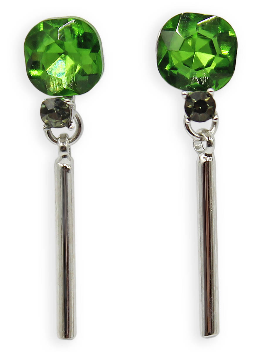 Серьги Taya, цвет: серебристый, светло-зеленый. T-B-12386T-B-12386-EARR-SL.LT.GREEN Серьги Taya, цвет: серебристый, светло-зеленый. T-B-12386T-B-12386-EARR-SL.LT.GREENСерьги-гвоздики с заглушкой металл-пластик изготовлены из бижутерного сплава. Мочку уха закрывает кристалл изысканного цвета. Низ сережек украшает серебряный столбик.