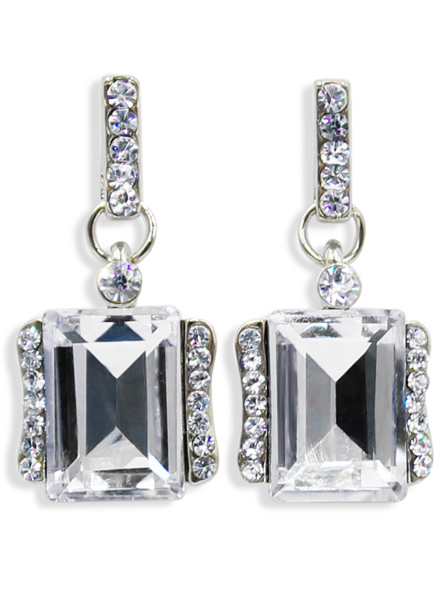 Серьги Taya, цвет: серебристый, прозрачный. T-B-12469T-B-12469-EARR-SL.CLEAR Серьги Taya, цвет: серебристый, прозрачный. T-B-12469T-B-12469-EARR-SL.CLEARСерьги-гвоздики с заглушкой металл-пластик. Классическая форма с большим алмазным камнем в середине и спокойные тона делают эти серьги идеальными на каждый день.