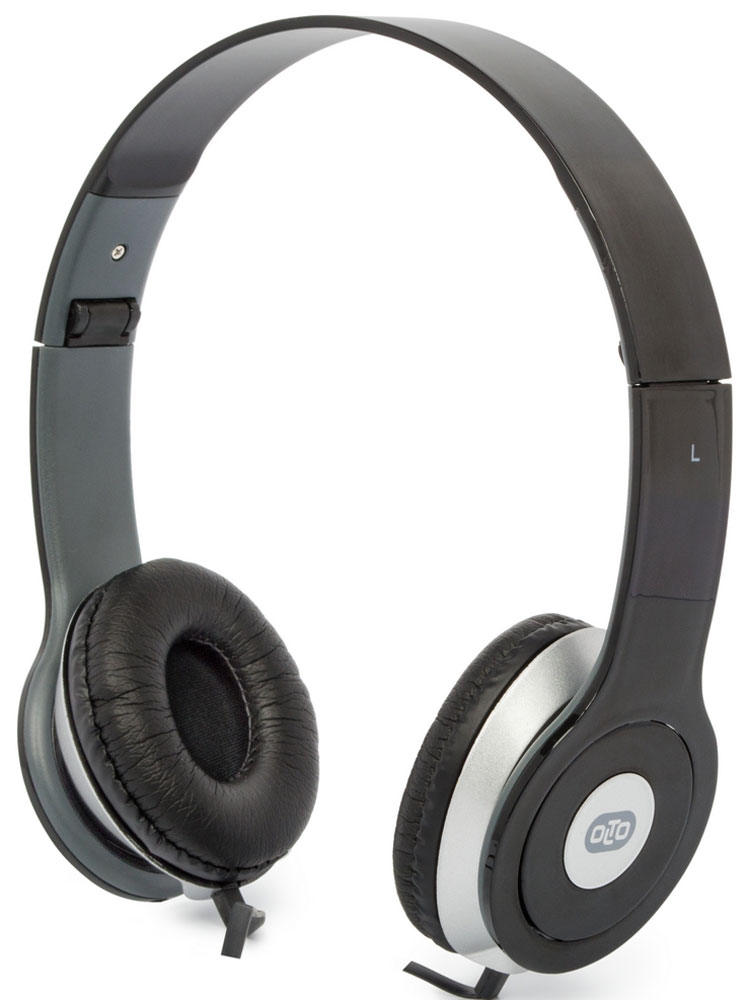 OLTO VS-15, Black наушникиO00001296 OLTO VS-15, Black наушникиO00001296Накладные наушники OLTO VS-15 с отличным качеством звучания. Оснащены встроенным микрофоном, а также пультом для быстрого и удобного переключения между музыкой и вызовами. Подключив их к своему смартфону или планшету вы сможете не только наслаждаться любимой музыкой, но и с легкостью ответить на звонок, не доставая гаджет. Особенностью данной модели является плоский кабель с защитой от спутывания, который не перекручивается и не завязывается в узлы. Кроме того, L-образный штекер наушников OLTO VS-15 также обеспечивает еще большую прочность и долговечность кабеля. Стоит также отметить наличие специального зажима, который помогает надежно закрепить кабель.