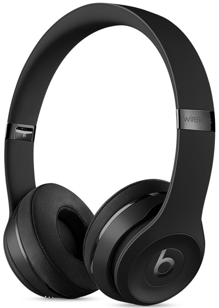 Beats Solo3 Wireless Special Edition, Black наушникиMP582ZE/A Beats Solo3 Wireless Special Edition, Black наушникиMP582ZE/AНаушники Beats Solo3 могут работать до 40 часов без подзарядки, чтобы вы могли пользоваться ими каждый день. 5-минутной зарядки Fast Fuel хватит ещё на 3 часа воспроизведения. Фирменное звучание Beats в наушниках с технологией Bluetooth класса 1 будет сопровождать вас повсюду — куда бы вы ни отправились. Расположение чашек с мягкими амбушюрами можно регулировать — вы сможете носить их целый день. Беспроводные наушники готовы к работе в любой момент. Включите их и поднесите к своему iPhone — они мгновенно подключатся к нему, а заодно и к вашим Apple Watch, iPad и Mac. В Solo3 с технологией Bluetooth класса 1 вы сможете слушать музыку где бы вы ни были. Неотъемлемая черта Beats Solo3 — знаменитое звучание Beats. Точная настройка акустической системы обеспечивает чистое сбалансированное звучание в широком диапазоне. Мягкие удобные чашки блокируют внешние шумы и позволяют вам услышать все оттенки любимой музыки. В беспроводных наушниках с...