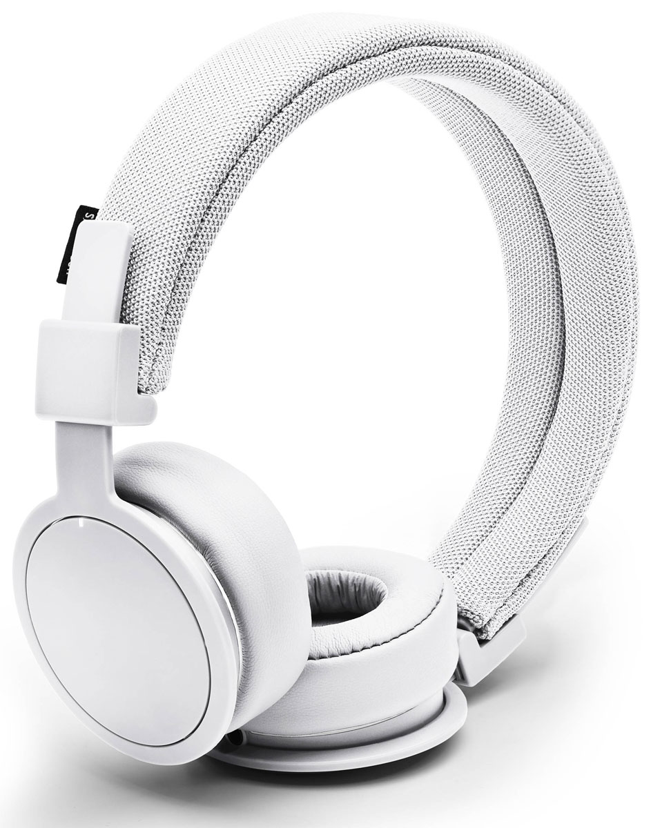 Urbanears Plattan ADV, True White наушники15118791 Urbanears Plattan ADV, True White наушники15118791Plattan ADV - это первые Bluetooth-наушники в ассортименте Urbanears. Они оснащены встроенным микрофоном, имеют световой индикатор состояний на чашке излучателя и готовы работать 14 часов без подзарядки. Передвигайтесь свободно, принимайте звонки и слушайте музыку на ходу без путающихся проводов. Нет кабеля - нет проблем! Plattan ADV оснащены съёмным оголовьем и амбушюрами, которые можно подвергать машинной стирке вместе с одеждой. Всегда свежие впечатления даже от знакомой музыки! ZoundPlug - это разъём, позволяющий поделиться вашей музыкой с другом. Просто подключите его наушники к вашим Plattan ADV Wireless через свободный порт.
