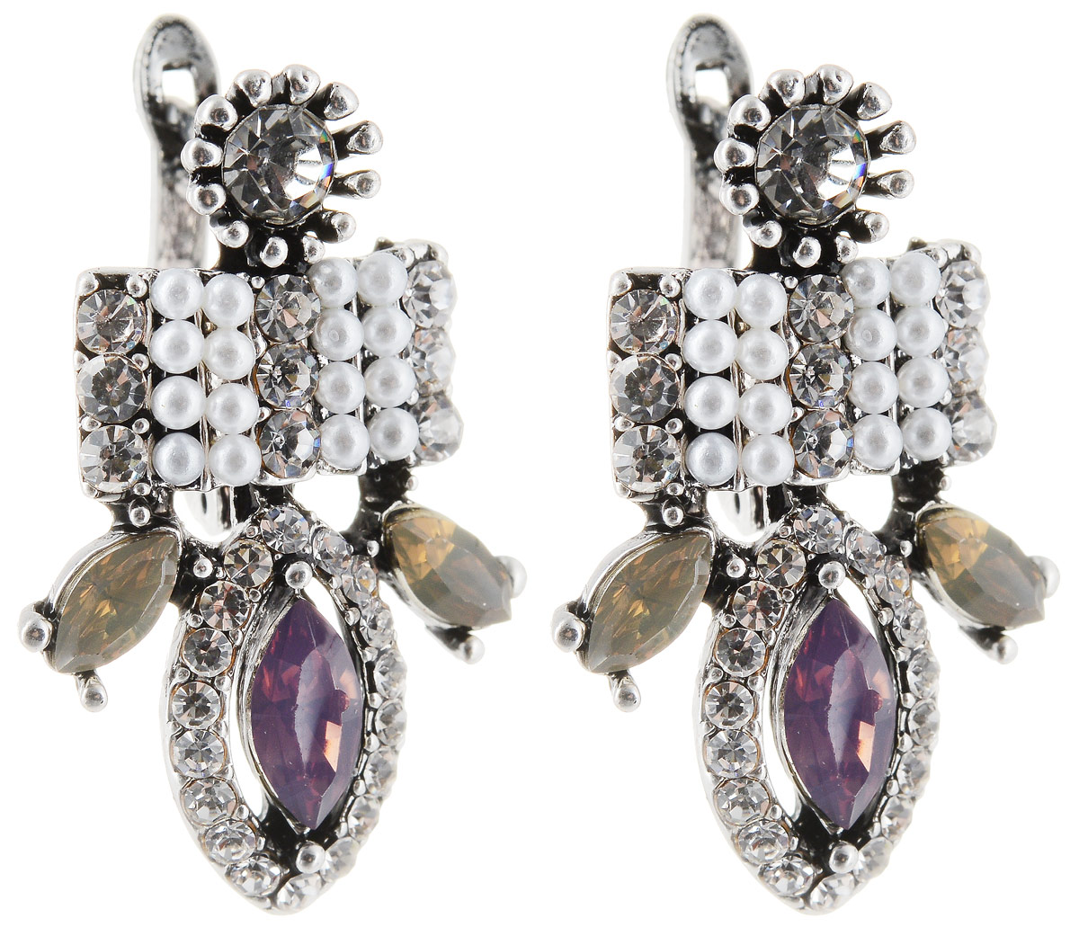 Серьги Taya, цвет: серебристый, пурпурный. T-B-12954T-B-12954-EARR-SL.PURPLE Серьги Taya, цвет: серебристый, пурпурный. T-B-12954T-B-12954-EARR-SL.PURPLEСерьги с английским замком. Некрупные, с мелкими деталями оформлены вставками из пастельных кристаллов. Много страз: есть блестящие, есть матовые белые. Металл в глубине слегка тонированный.