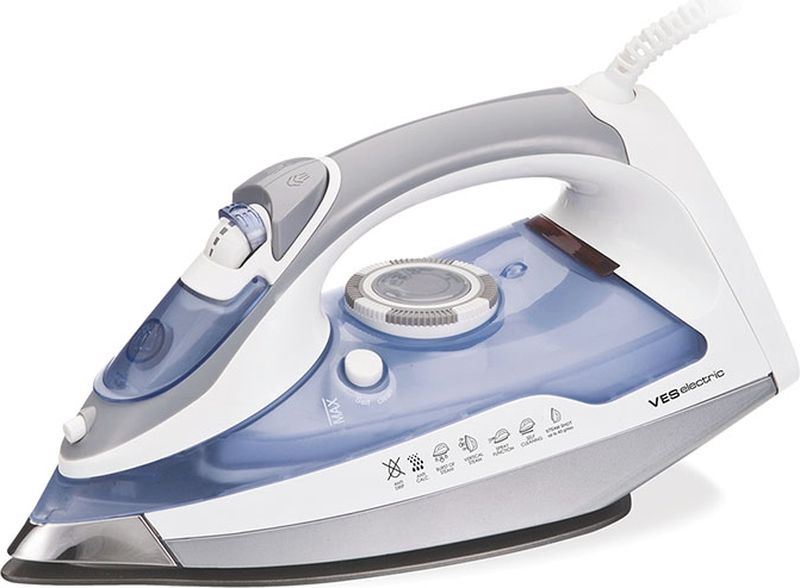 Ves VES1610 утюгVES1610 Ves VES1610 утюгVES1610Мощность: 2200 Вт 4 режима глажки Регулируемая подача пара до 30 г/мин Паровой удар до 40 г/мин Емкость для воды: 380 мл Функция «Самоочистка» Функция «Антинакипь» Функция «Антикапля» Функция «Спрей» Сухое глажение Вертикальное отпаривание Индикатор нагрева Прорезиненная ручка Подошва с антипригарным керамическим покрытием Устойчивая парковка в вертикальном положении Шаровое крепление шнура Мерный стаканчик для залива воды