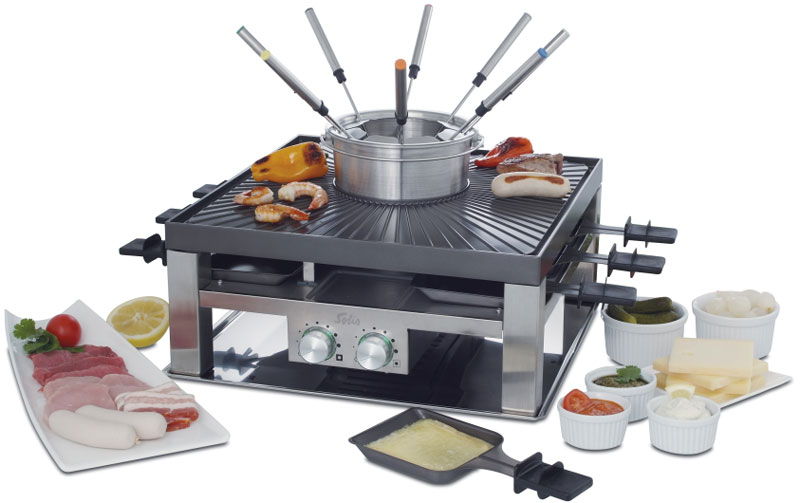 Solis Combi-Grill 3 in 1 раклетница-фондюCombi-Grill 3 in 1 Solis Combi-Grill 3 in 1 раклетница-фондюCombi-Grill 3 in 1Solis Combi-Grill 3 in 1 - раклетница-фондю с двумя независимыми термостатами. Данная модель имеет холодную зону для сковородок на время пауз в еде. Пластина гриля оснащена антипригарным покрытием. Прибор обладает емкостью для фондю из нержавеющей стали с защитой от брызг и складывающимися ручками.Переключатель режима работы с подсветкойСветовой индикатор нагреваВилки фондю с цветными меткамиСъёмная панель гриля размером 31,5 см х 31,5 смСъёмный сетевой кабель